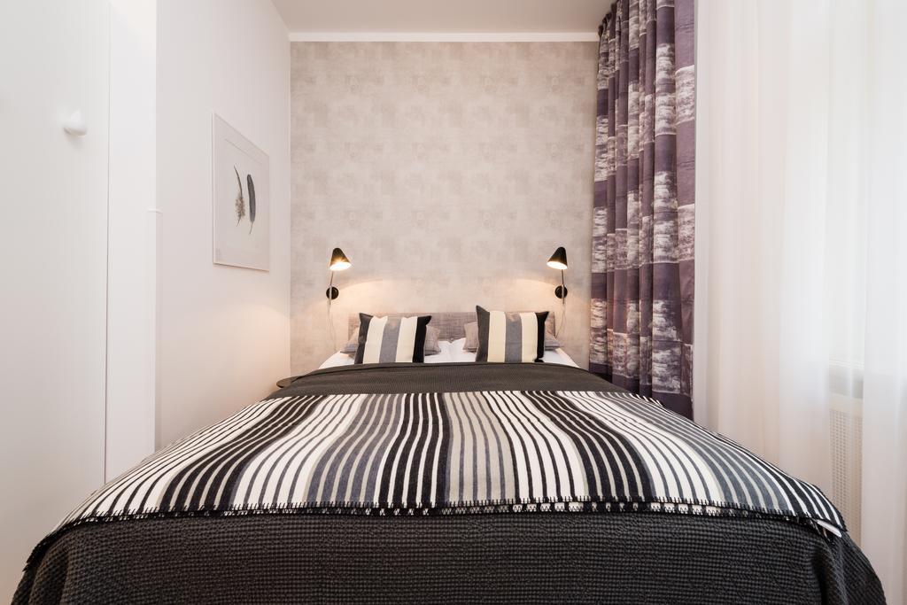 Modern Apartment Charvatova Prague Exterior photo